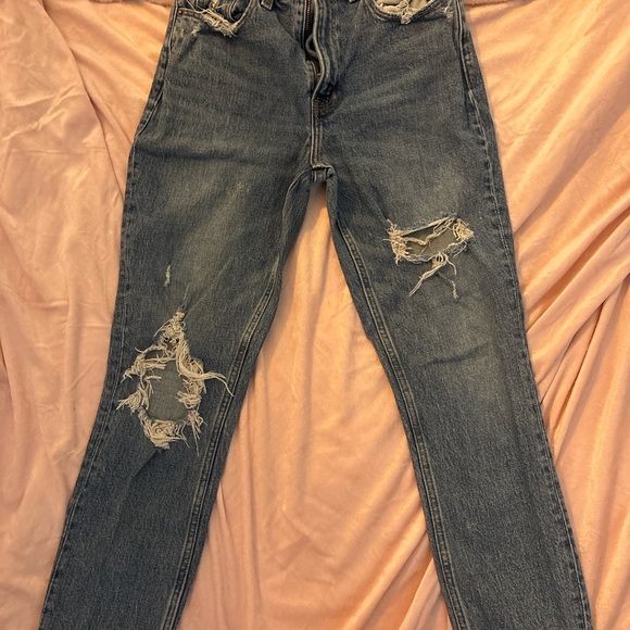 Women’s Abercrombie & Fitch Distressed Blue Jeans - Picture 1 of 6